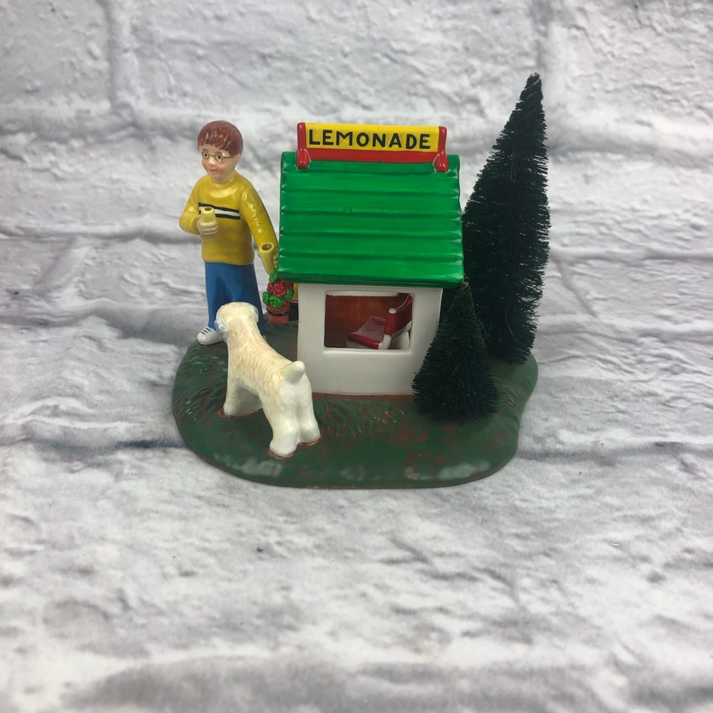 Dept 56 Village Ben & Buddy’s Lemonade Stand New